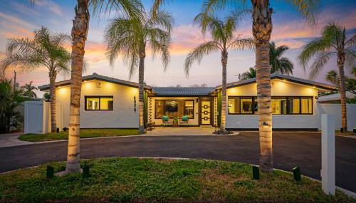 Tiki Hut Paradise Mins to Beach w Fire Pit - Foto 5