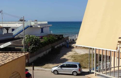 APARTAMENTOS EL SOL a 20 metros del mar - Photo 20