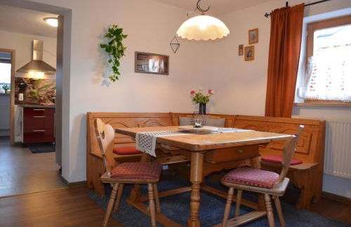 Vier-Zimmer-Wohnung mit Garten zwischen Salzburg und Königssee - Foto 13