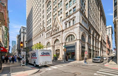 Charming Home In Heart of City With King Size Bed! - Foto 18