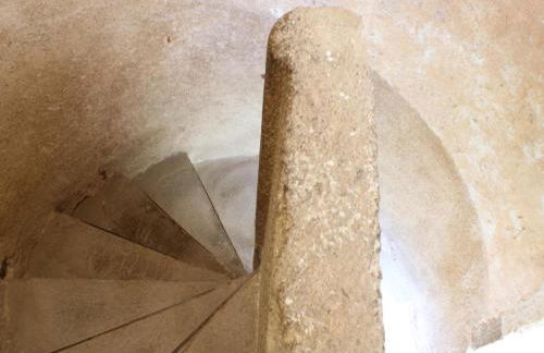 Charmante maison médiévale au cœur d'Hérisson - FR-1-489-606 - Foto 4