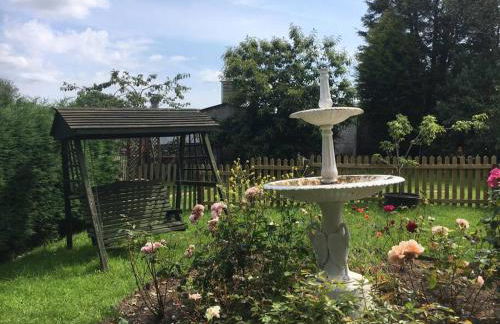 The Jewel in the Crown, countryside escape - Photo 3