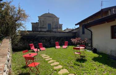 La Volpe Rossa Rooms and Apartments - Photo 7