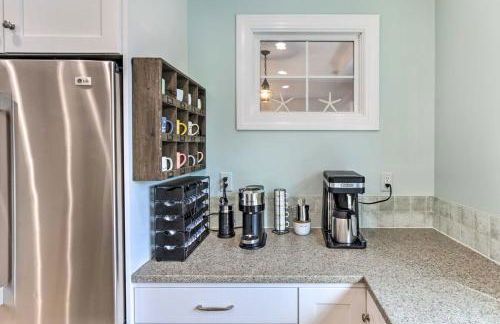 Walkable New Haven Retreat with Ocean Views! - Foto 11