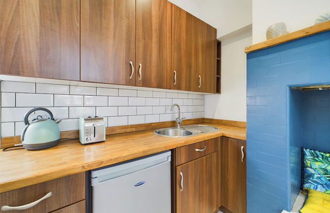 Unique 2 bed Leigh-on-sea- With Real Piano - Foto 12