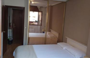 MONTE NARANCO-LOS VEGA PARKING e INTERNET GRATIS - Foto 3