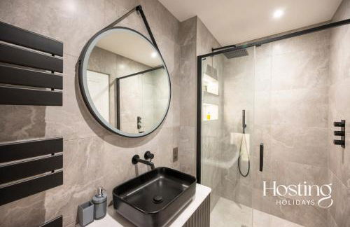 Honeybee Barn - Stunning 4-Bed Rural Paradise - Photo 32