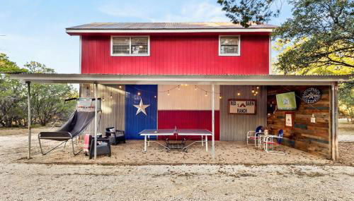 Red Barn Inn Feed Deer and play games & Firepit - Foto 3