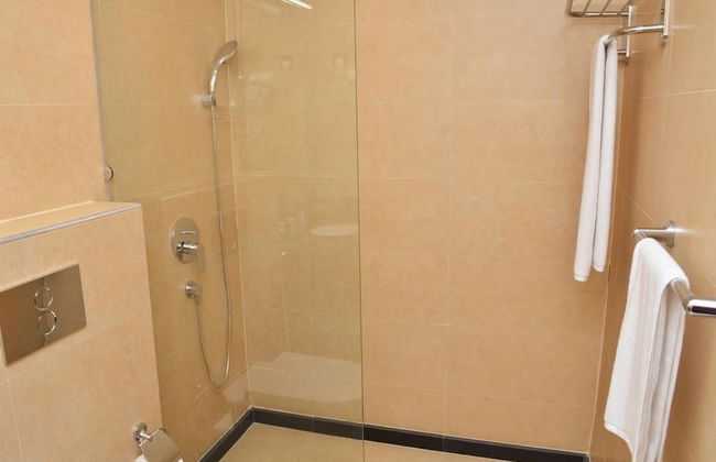 Nooh Tower - Photo 32