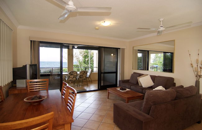 The Mediterranean Beachfront Apartments - Foto 24