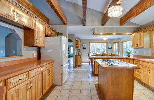 Peaceful Hibbing Getaway Heated Floors, Fire Pit! - Foto 6