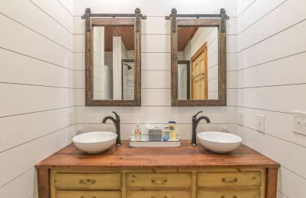 Charming Blue Ridge Cabin Private Pond and Waterfall Deer Haven by AvantStay - Foto 28