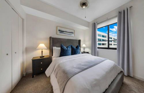 Isla Blue in DTWN 3 Min From Las Olas - Photo 5