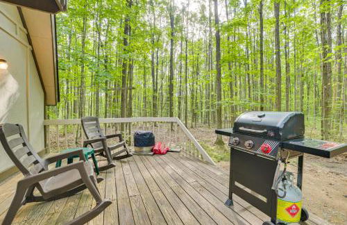 Lake Access Cabin with Deck, Fire Pit and Grill! - Foto 26