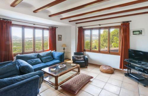 Casabra in Ador With 5 Bedrooms and 3 Bathrooms - Foto 9