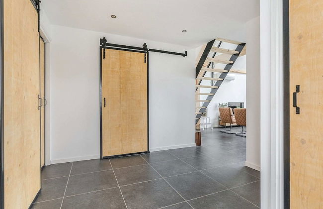 Holiday Home in Netherlands With Pond View - Photo 2