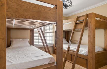 Point Loma Home w Putting Green Firepit Game Room Beach Access Zola Street by AvantStay - Foto 29