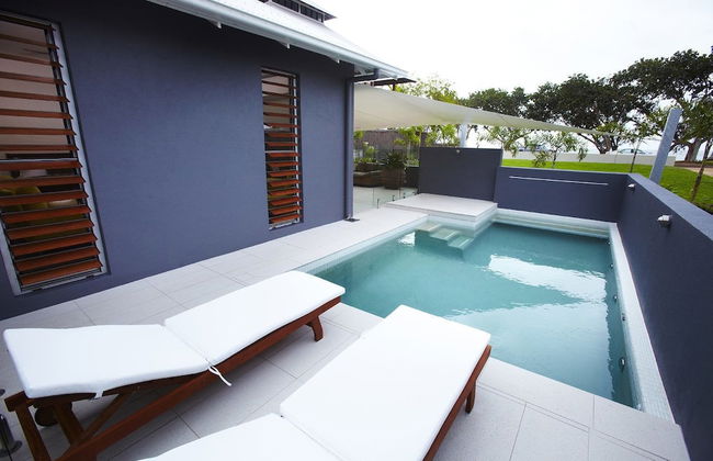 Essence Beachfront Retreat - Photo 8