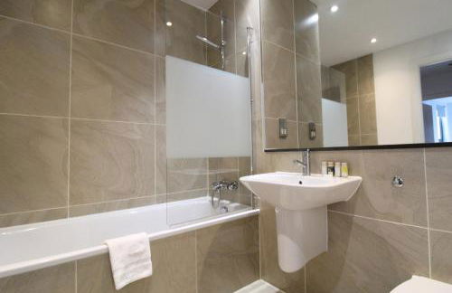 London Bridge – Tooley St by Viridian Apartments - Photo 39