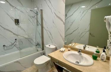 Apartamento con garaje en Apartour Vertice - Photo 42