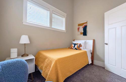 Exquisite Central Townhome with Spacious Loft and Gourmet Kitchen - Foto 36