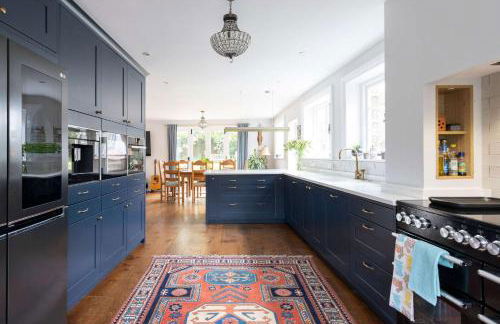 Country Retreat - Sleeps 14 - Large Garden - Photo 32