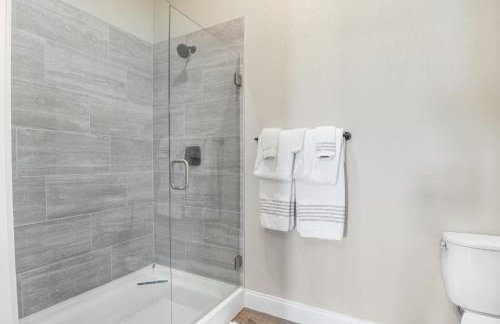 Amazing Top Floor Condo at Topsider Resort Community - Photo 35