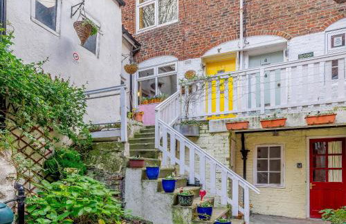 Sayers Yard - Photo 1