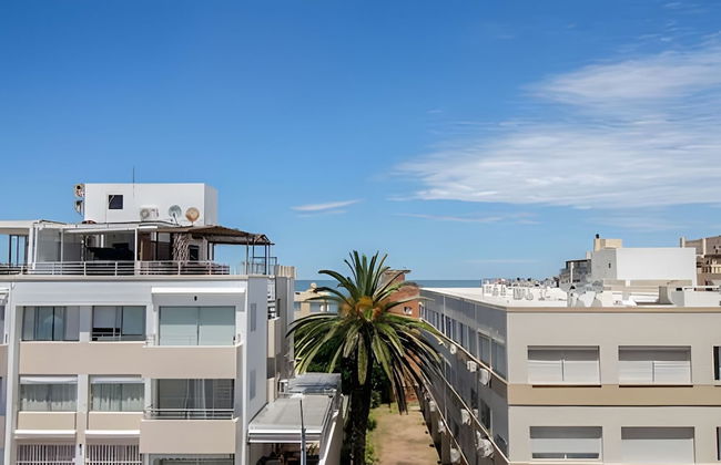 Oceana Suites Palm Beach - Photo 22