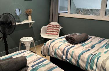 Central Plymouth Sea View Penthouse Apartment with Secure Parking - Foto 47