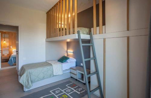 Calypso beach front apartment - Foto 35