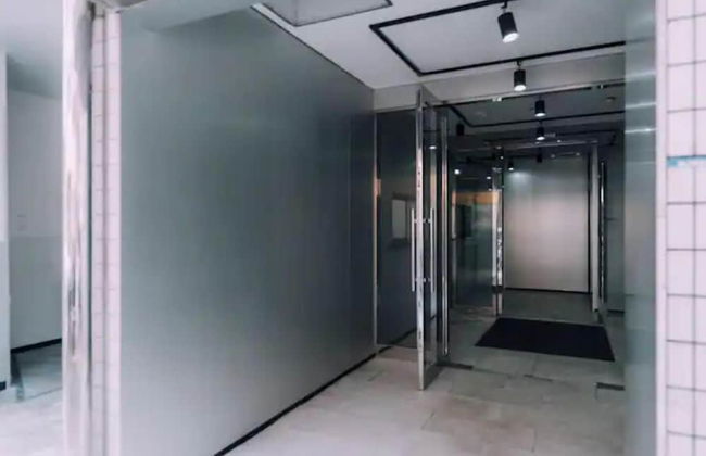 Minimalist Loft 202 - Photo 26