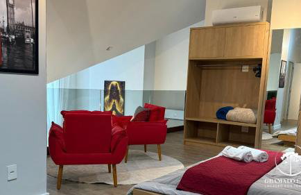 Luxuoso apartamento de 3 suítes frente rua torta - Foto 4
