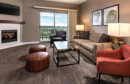 Enjoy the scenery of Lake Marble Falls in 2BD resort condo with family - Photo 22