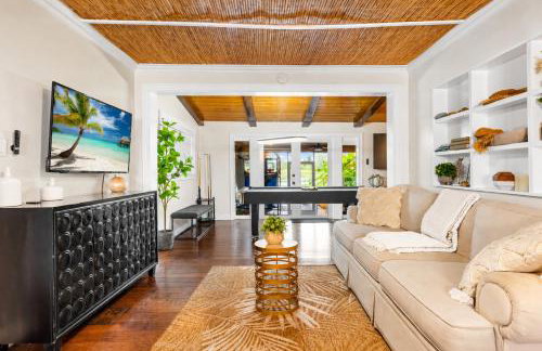 2 Homes • Hot Tubs x2 • Heated Pool • Fire Pit - Foto 8