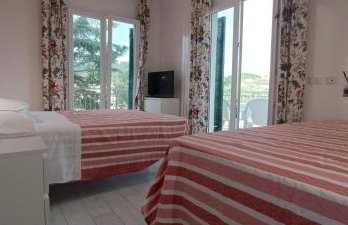 Villa tranquilla immersa nel verde a 2 Km dal mare - Foto 80