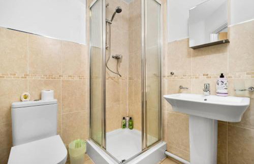 Mint drive 2 Beds With Secure Car Or Van Park w WiFi-Netflix No Deposit Required - Foto 45