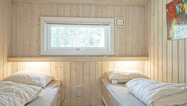 8 Person Holiday Home in Nexo - Photo 5, Interior