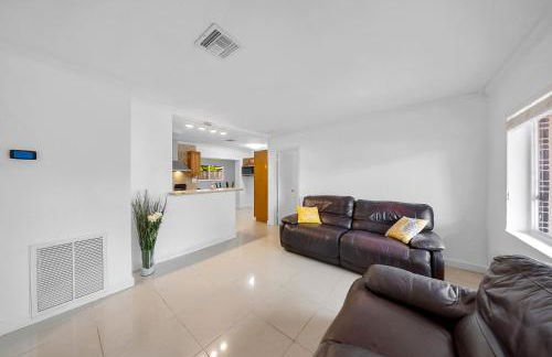 Casa Neisy Florida 10 minutes from Hollywood Beach and Hard Rock Hotel & Casino Hollywood - Foto 26