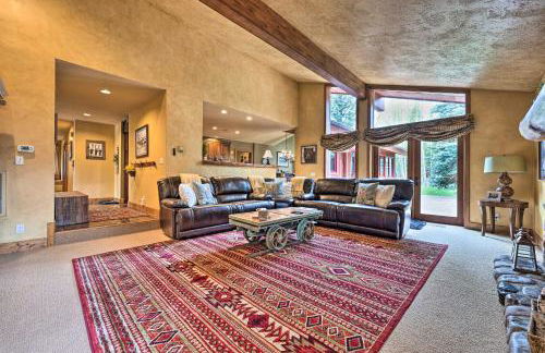 Luxe Sun Valley Retreat with Hot Tub, 3 Mi to Resort - Foto 3
