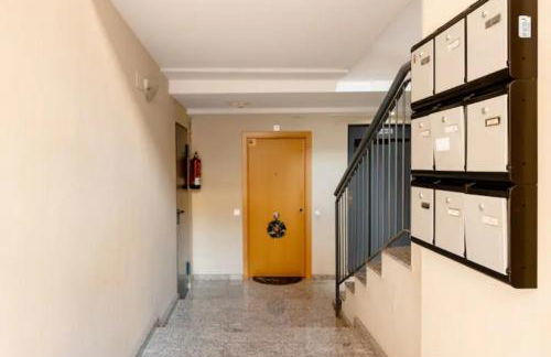 Apt.p/5 15min from Barcelona and Beaches W/Terrace - Photo 22