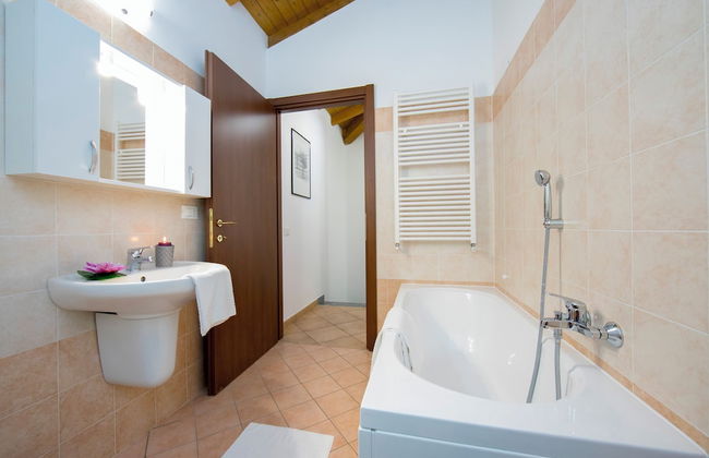 Le Betulle Garden in Laveno - Foto 12