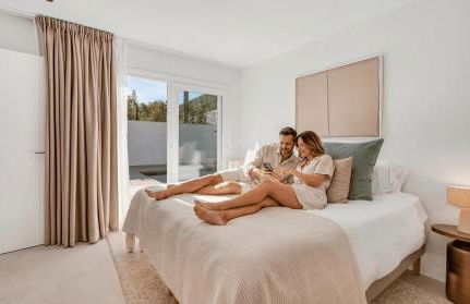 VACATION MARBELLA I Villa Ava, Private Heated Pool, Rooftop Hot Tub, Sauna, Luxury Interior, Golf and Sea Nearby - Foto 34