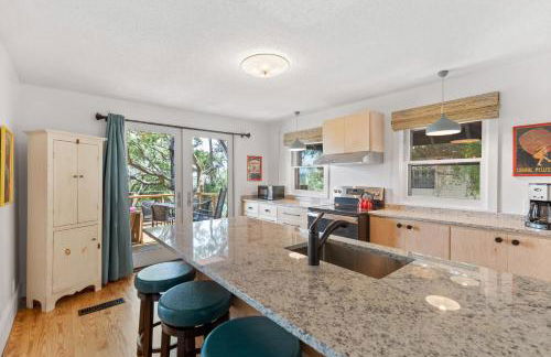 Folly Vacation Vintage Cottage with Stunning Views 218 - Foto 10