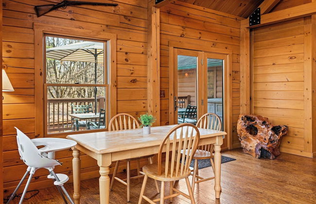 Deer Haven Cabin by Avantstay Waterfront Dock + Firepit - Foto 18