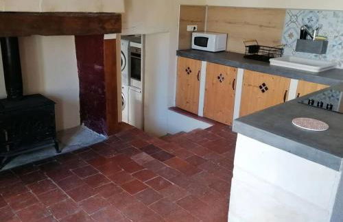 CHEZ LOLO Maison chaleureuse avec cheminée - Foto 7