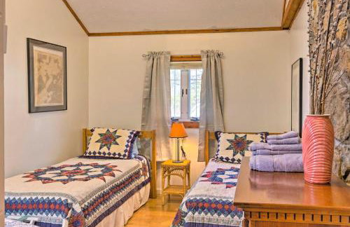 Screened Porch The Rock Cottage in Hot Springs - Foto 16