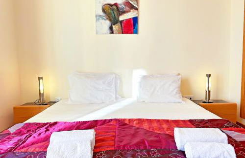 Balaia Poolside House with Sea View by BeCherish - Foto 32