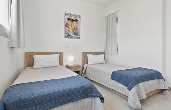 Sea Point Villas - Photo 6