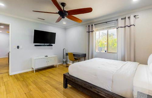 Snowbird-friendly home with private pool, spa, grill, enclosed backyard, WD, AC - Foto 16